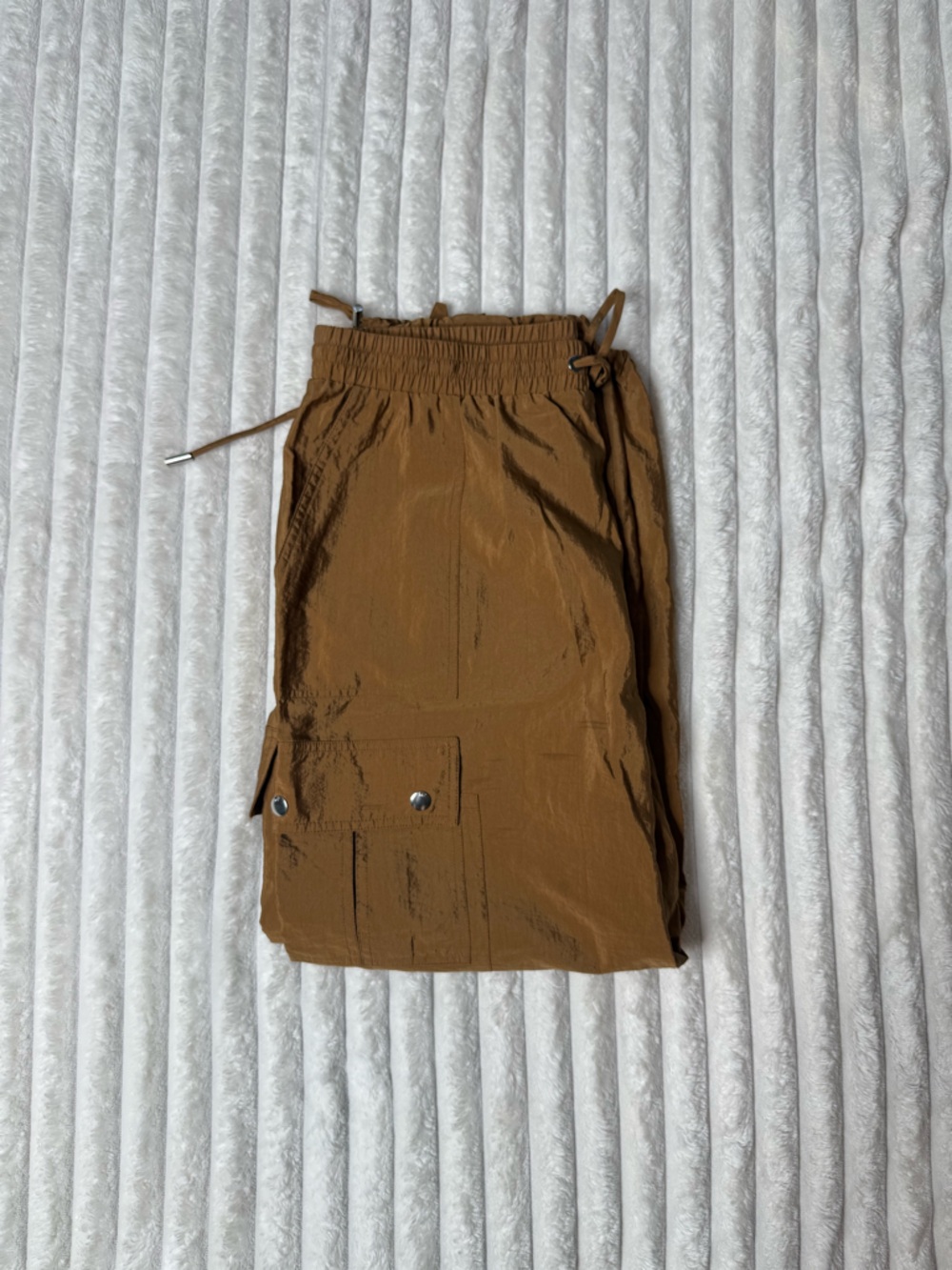 Cinq a Sept Nitsan woven utilitarian cargo pants NWT size Medium - Picture 3 of 6